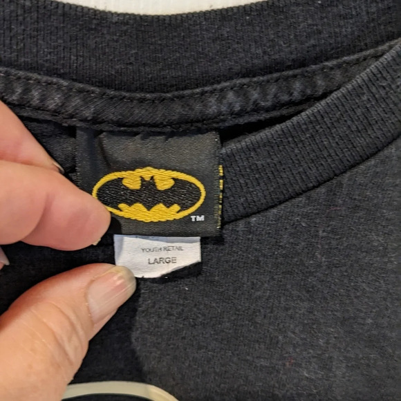 Vintage Batman t shirt YOUTH LARGE *Glow In The Dark * DC Comics 2003 VTG Black - Picture 2 of 5